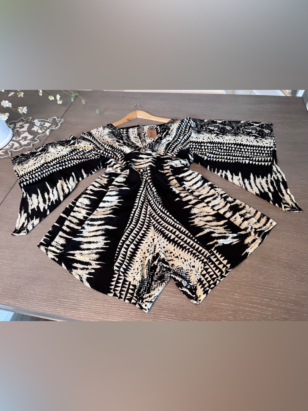 Black and Cream Patterned Women’s V-Neck romper size s